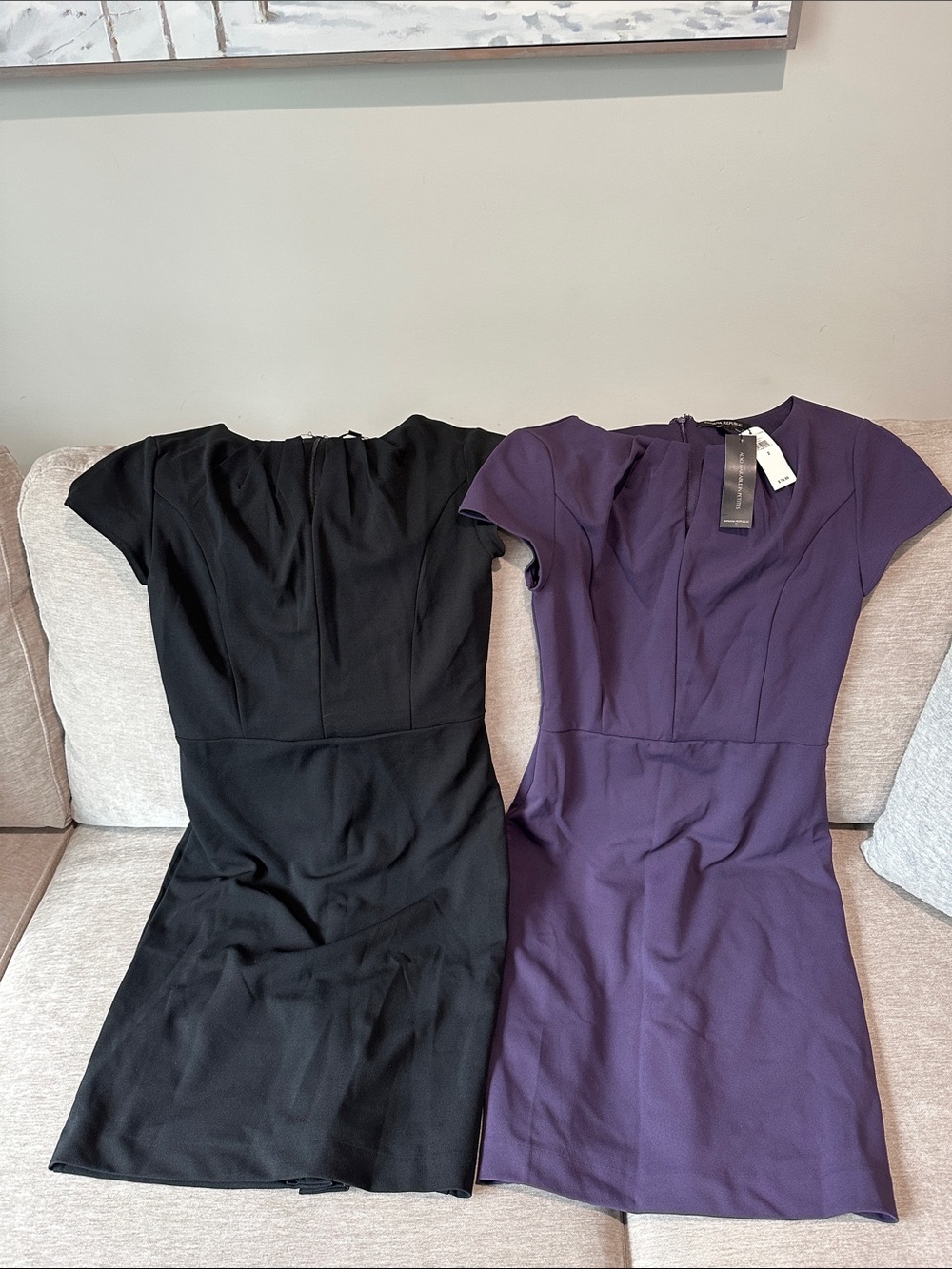 NWT Banana RepubClassic Cap-Sleeve Sheath Dress in Black and Deep Purple
